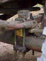 M37axlelift.JPG (89630 bytes)