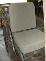 m38seat26.jpg (381623 bytes)